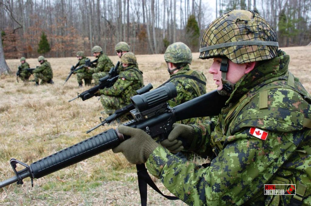 Канадские инструкторы тренируют у линии соприкосновения украинских карателей - разведка ЛНР